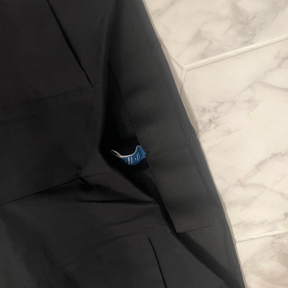 Old Navy Women’s Wide Leg Pant - Picture 2 of 3